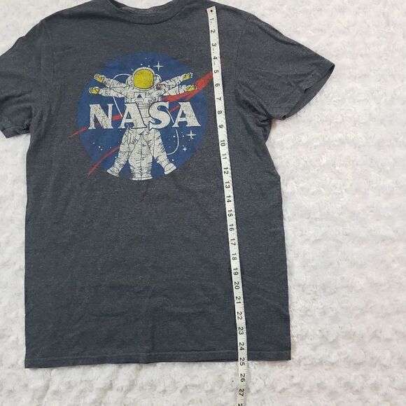 NASA Vitruvian Fifth Sun size small short sleeve tee - Picture 3 of 6